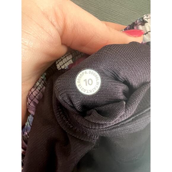 Lululemon hotty hot short utopia multi 10 - Picture 3 of 5